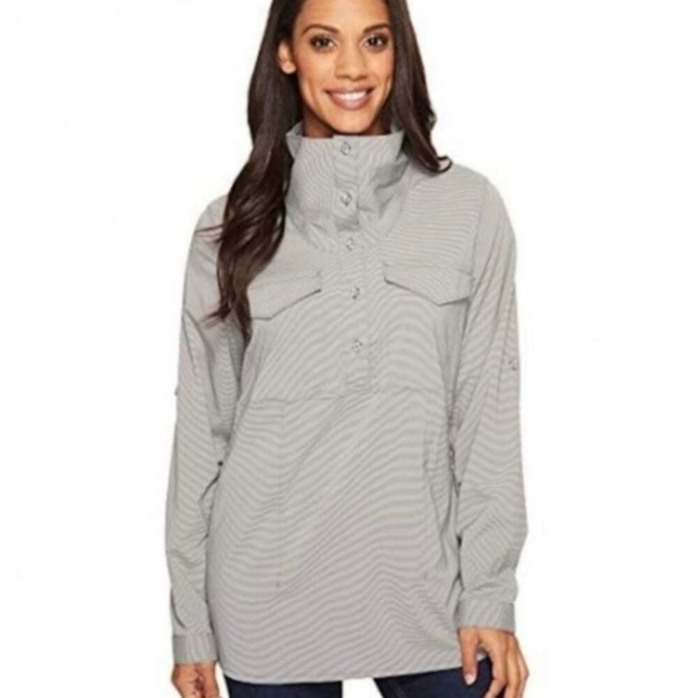 Mountain Hardwear High Neck Long Sleeve Top Performance Half Button Down Size M